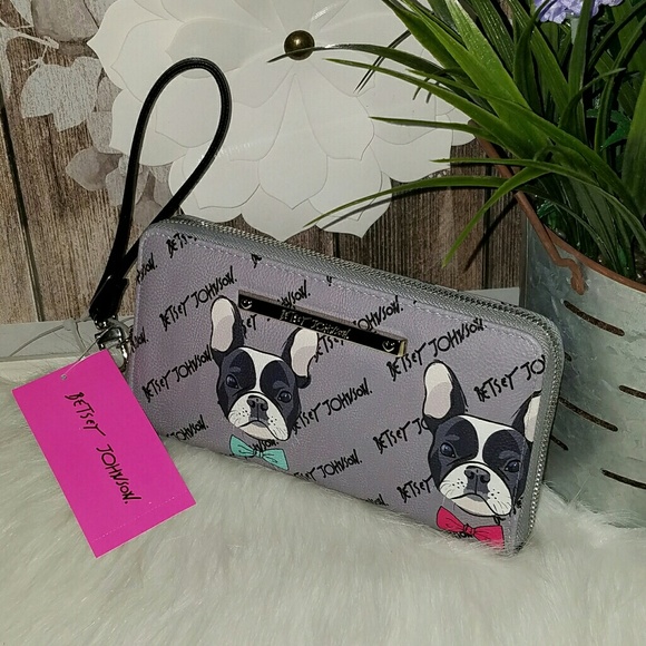 Betsey Johnson bulldog wristlet wallet - Picture 2 of 4